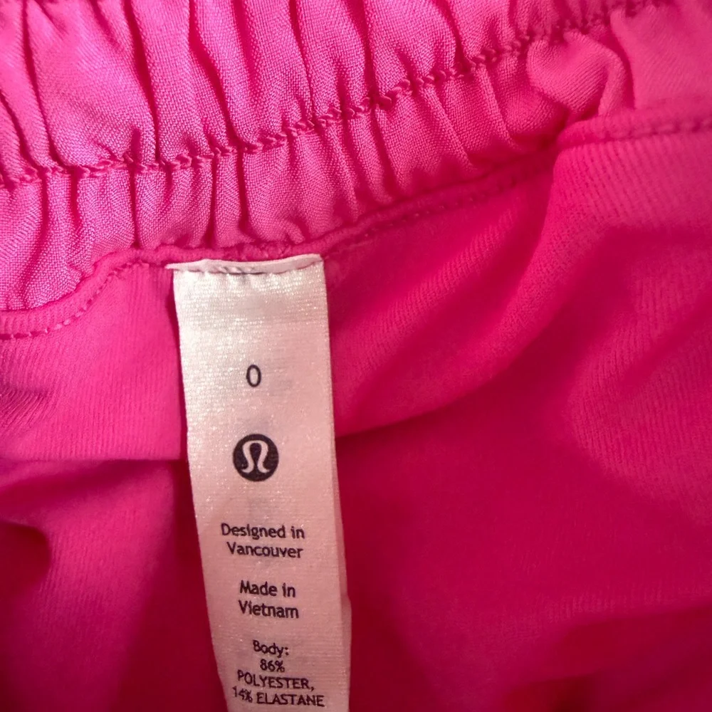 Lululemon Women's Active Skort in Bright Pink